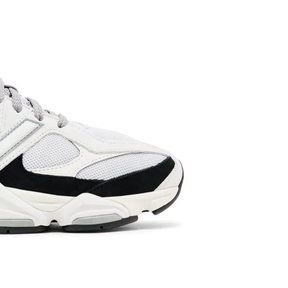 9060 Reflection | Black Oreo