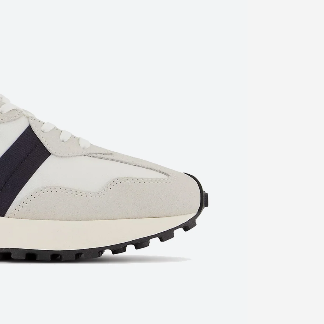 Sneaker 327 Sea Salt Black