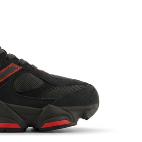9060 Black | Red